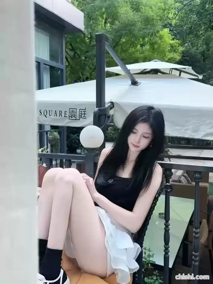 年轻，可爱，俏皮，清新美女（71）！
